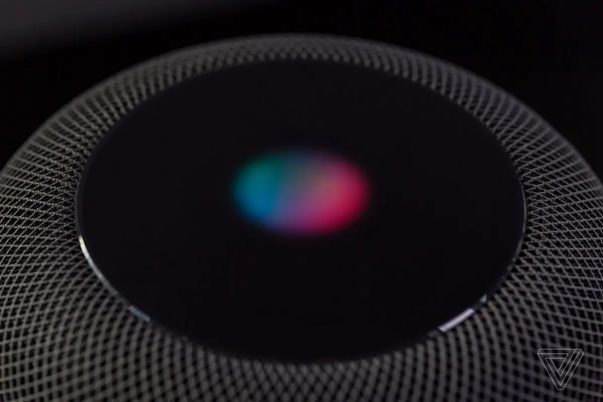 Apple is regularly listening to your private Siri conversations