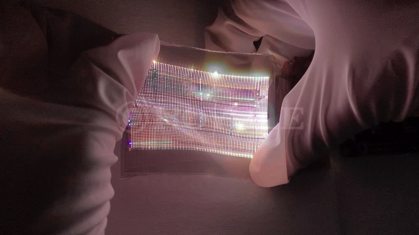 Royole showcases prototype for stretchable displays with micro-LEDs