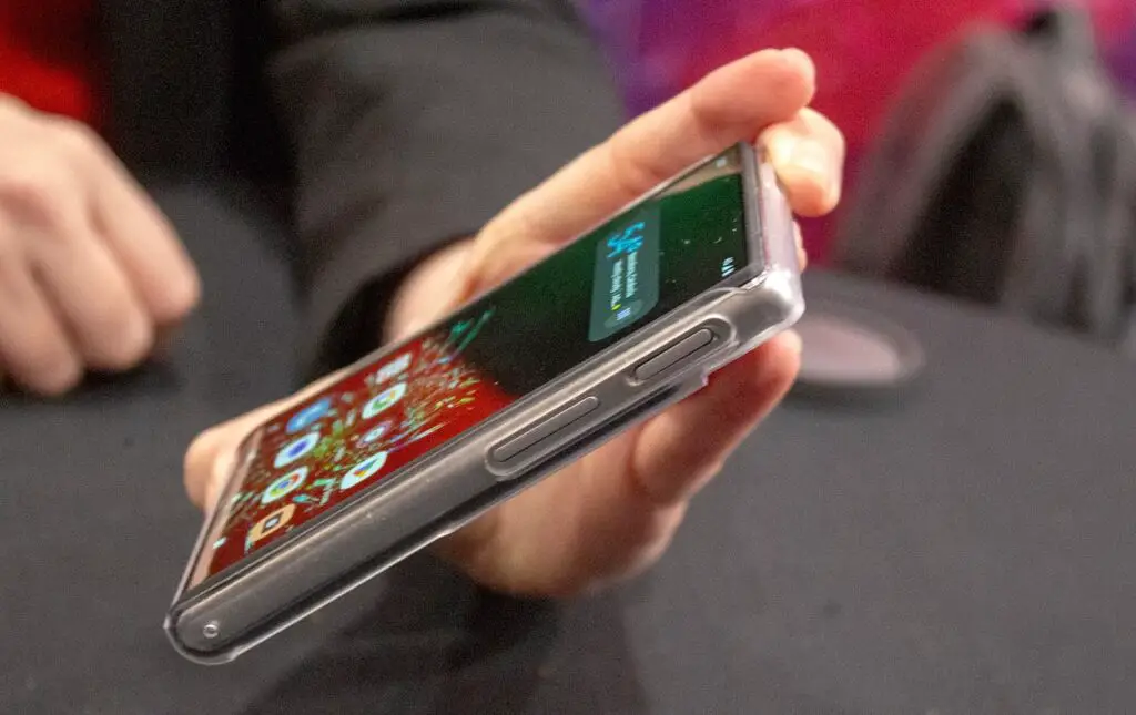 Motorola Showcases Phone with Rollable Display at MWC 2023