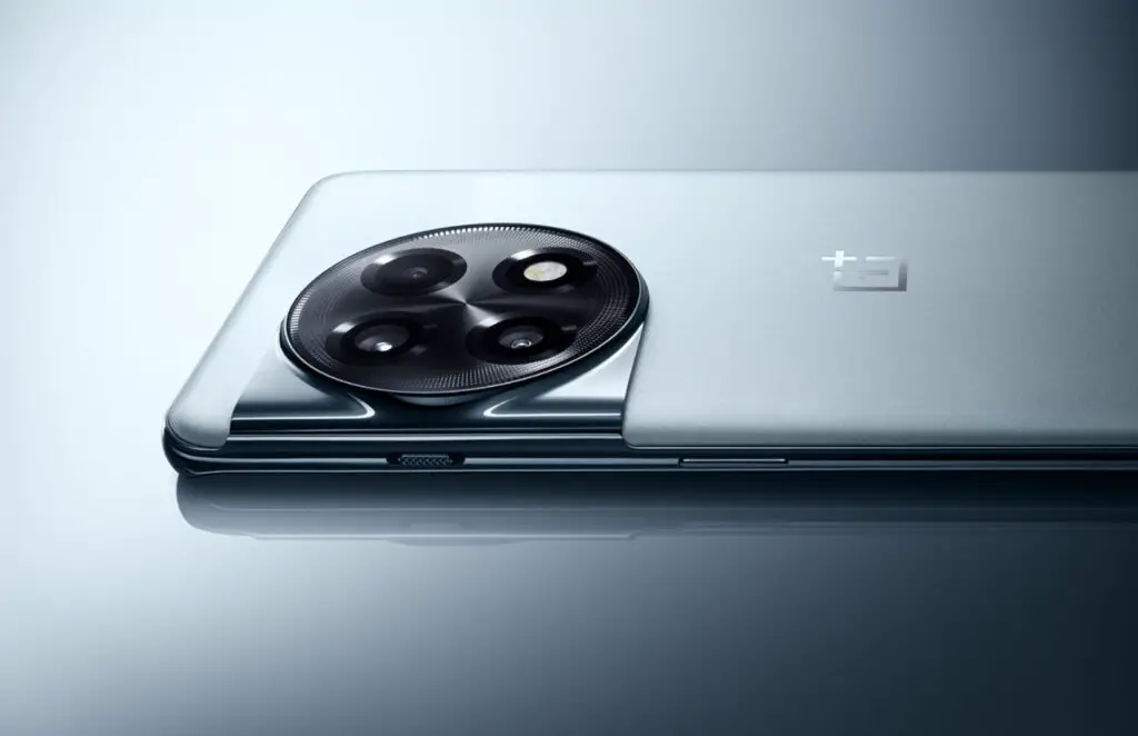 OnePlus Ace 2 Pro Likely To Arrive with 24GB Storage & 1TB Storage