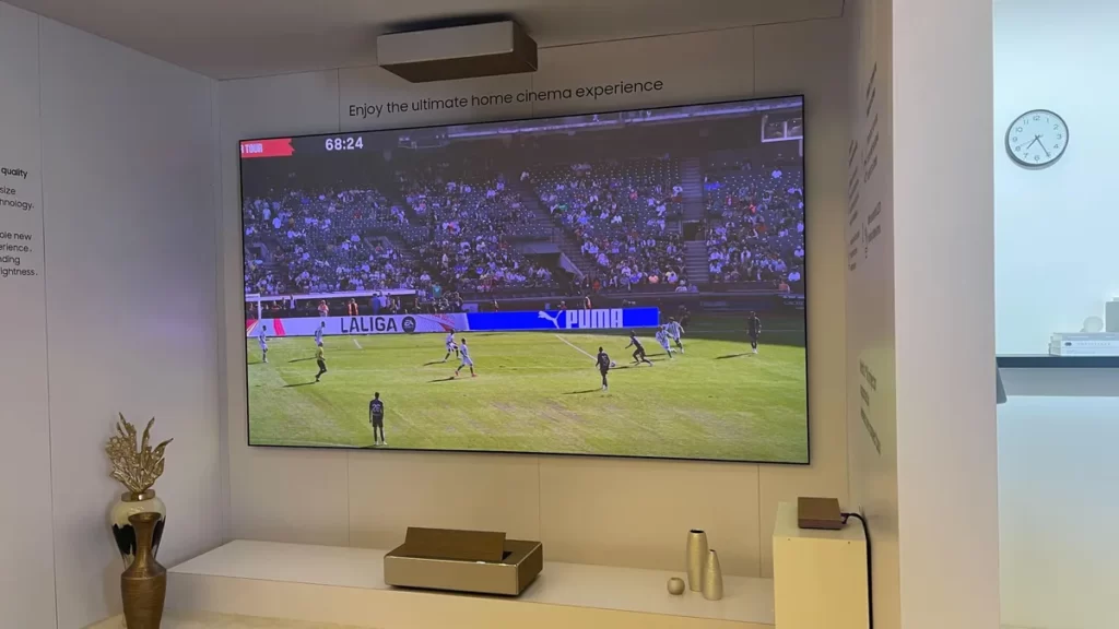 Samsung’s First Transparent MicroLED and 8K Wireless Projector
