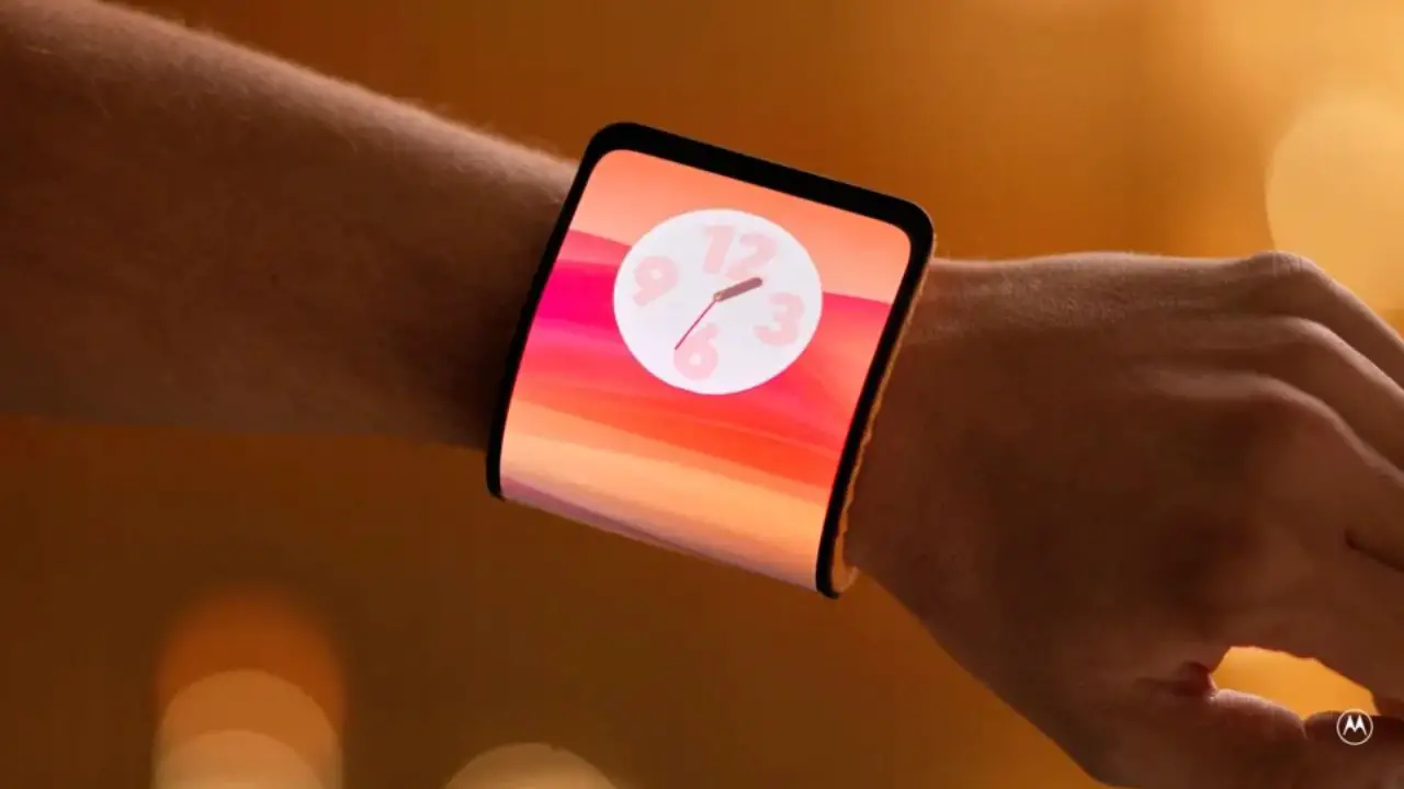 Motorola Unveils Innovative Concept Smartphone with Wrist-Wrapping Capability