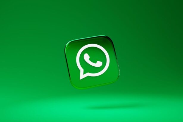 WhatsApp introduces feature Pin up to three messages in chats for enhanced organization