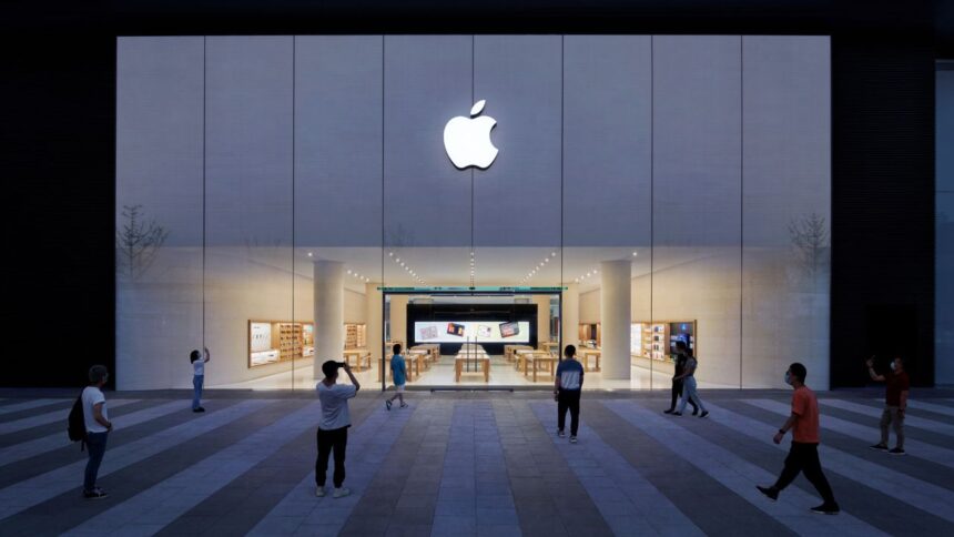 Apple Reveals Second Largest Retail Outlet in Shanghai, China with CEO Tim Cook in Attendance