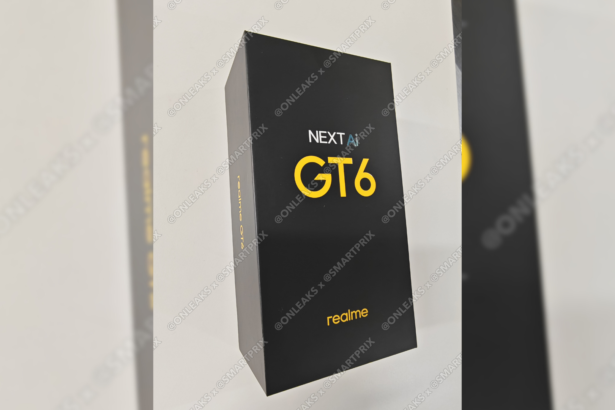 realme GT 6 Retail Box Front