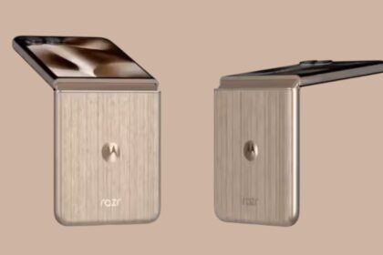 Motorola Razr 60 Ultra Wooden Model