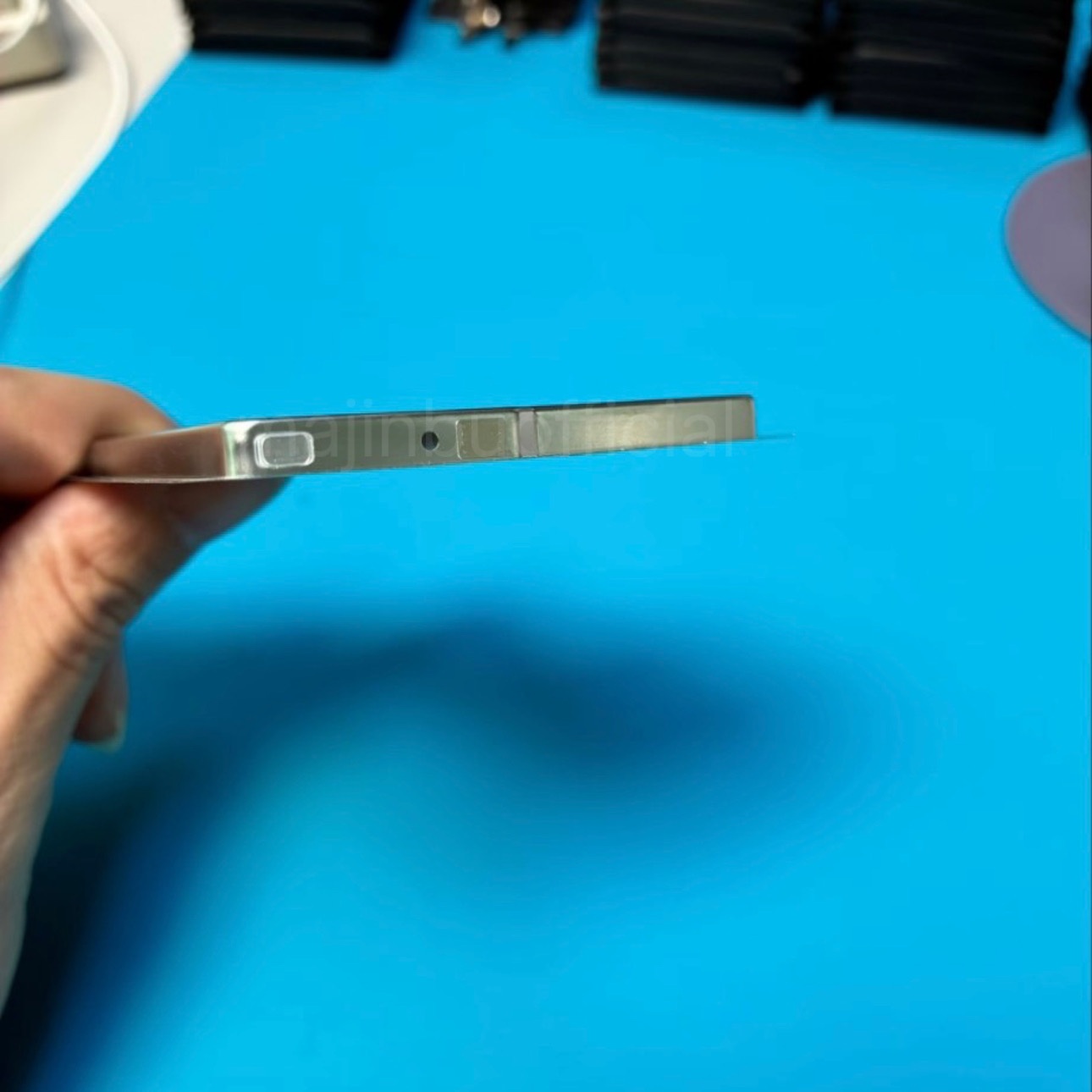 iPhone 17 Air battery