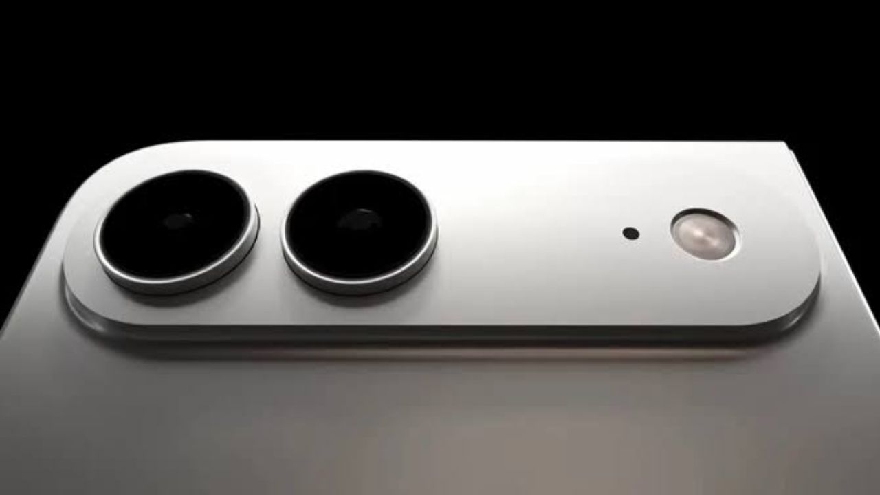 iPhone Ultra