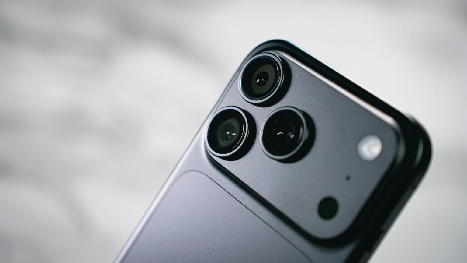 iPhone 18 Pro sales surge in China as Apple prepares for iPhone Duo launch