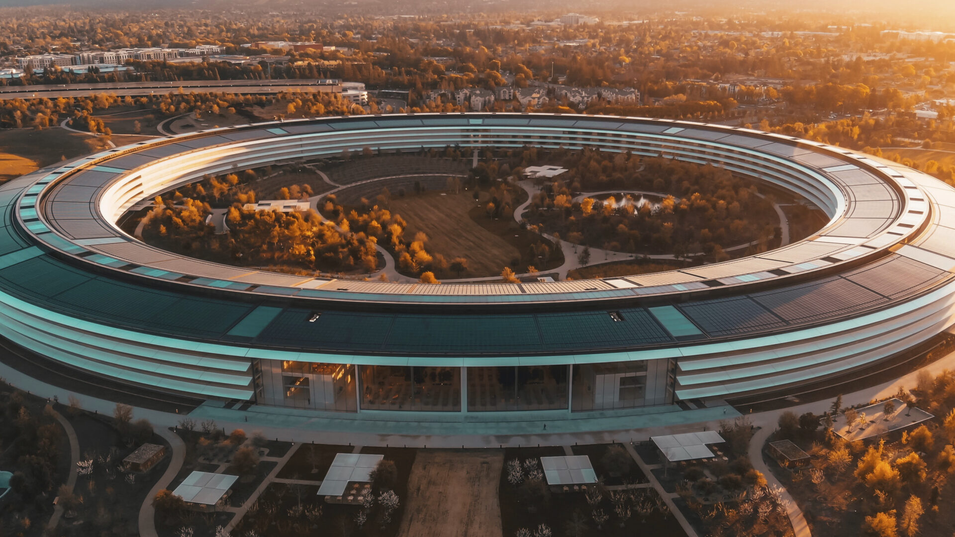 truetech-the-future-of-apple-uncertain-2019-study-slowed-innovation