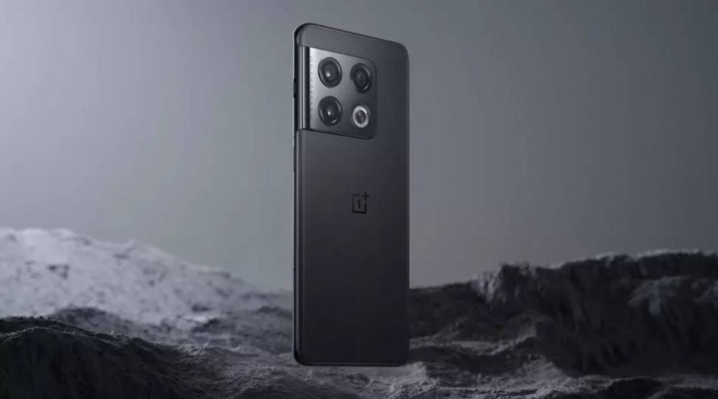OnePlus 10 Pro arrives with Snapdragon 8 Gen 1, LTPO 2.0 panel