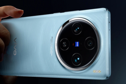 Vivo X100 Live images appear prior to the device's launch.