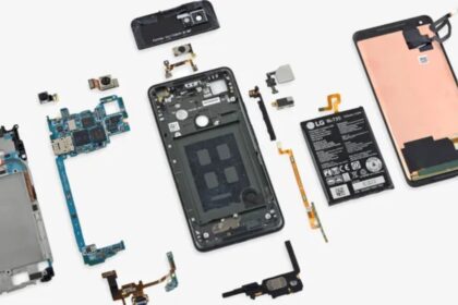 Google expands repair program for Pixel 8 display issues.