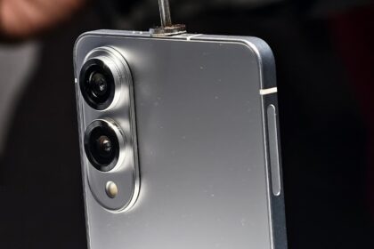 Samsung Galaxy S25 Edge camera leak: 200MP sensor and ultra-wide lens