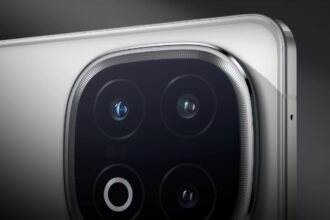 iQOO 15 Pro leaks hint at flagship specs: 2K display, 7,000mAh battery, and periscope camera