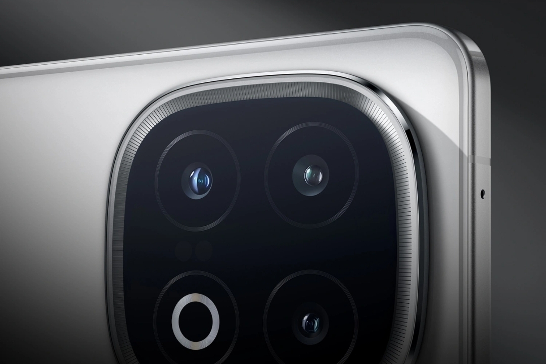 iQOO 15 Pro leaks hint at flagship specs: 2K display, 7,000mAh battery, and periscope camera