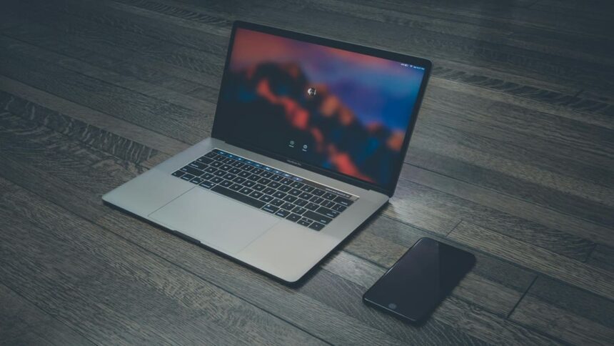 Apple M5 MacBook Pro