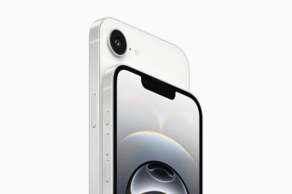 Apple iPhone 16e Goes Official (Front)