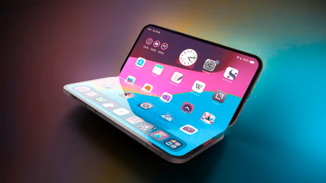 iPhone fold launch