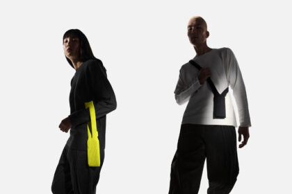 Apple and ISSEY MIYAKE introduce iPhone Pocket, a 3D-knitted accessory for iPhone