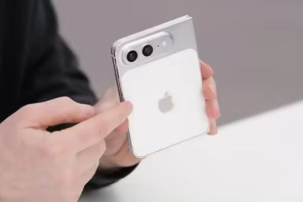 liquid metal hinge